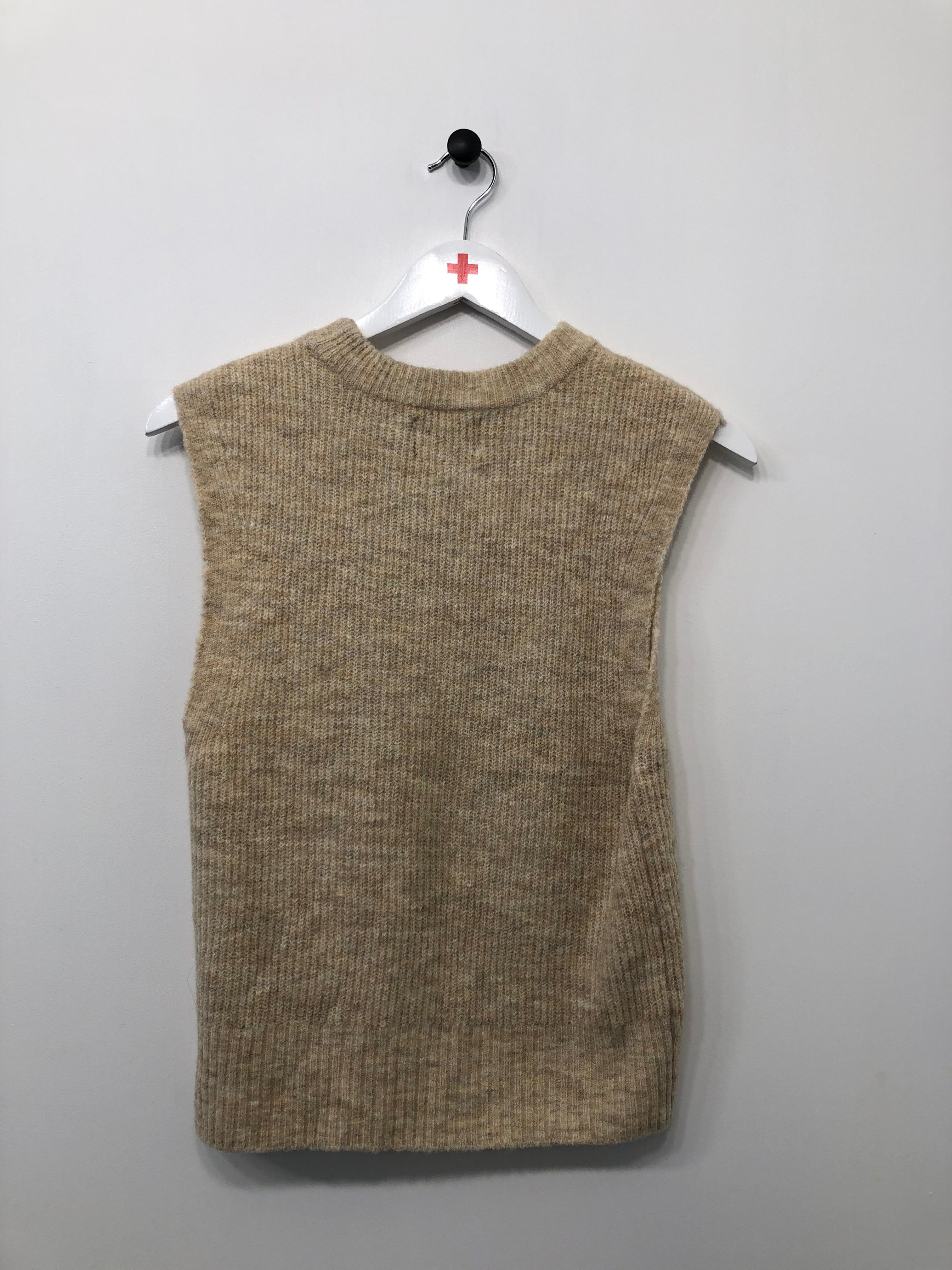 Pieces Vest